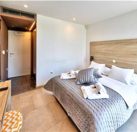 2 x 3 Bedroom Villas with Sea Views and Pools on Korcula Island, Sleeps 6 